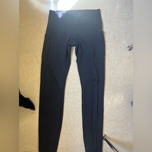 Black Lululemon leggings